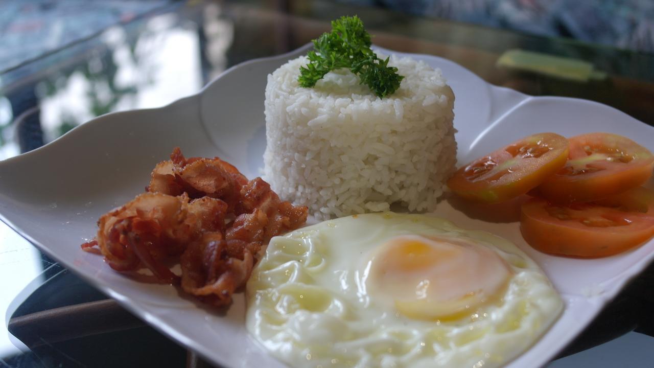 Teofel Pension House And Cafe Cebu Ngoại thất bức ảnh
